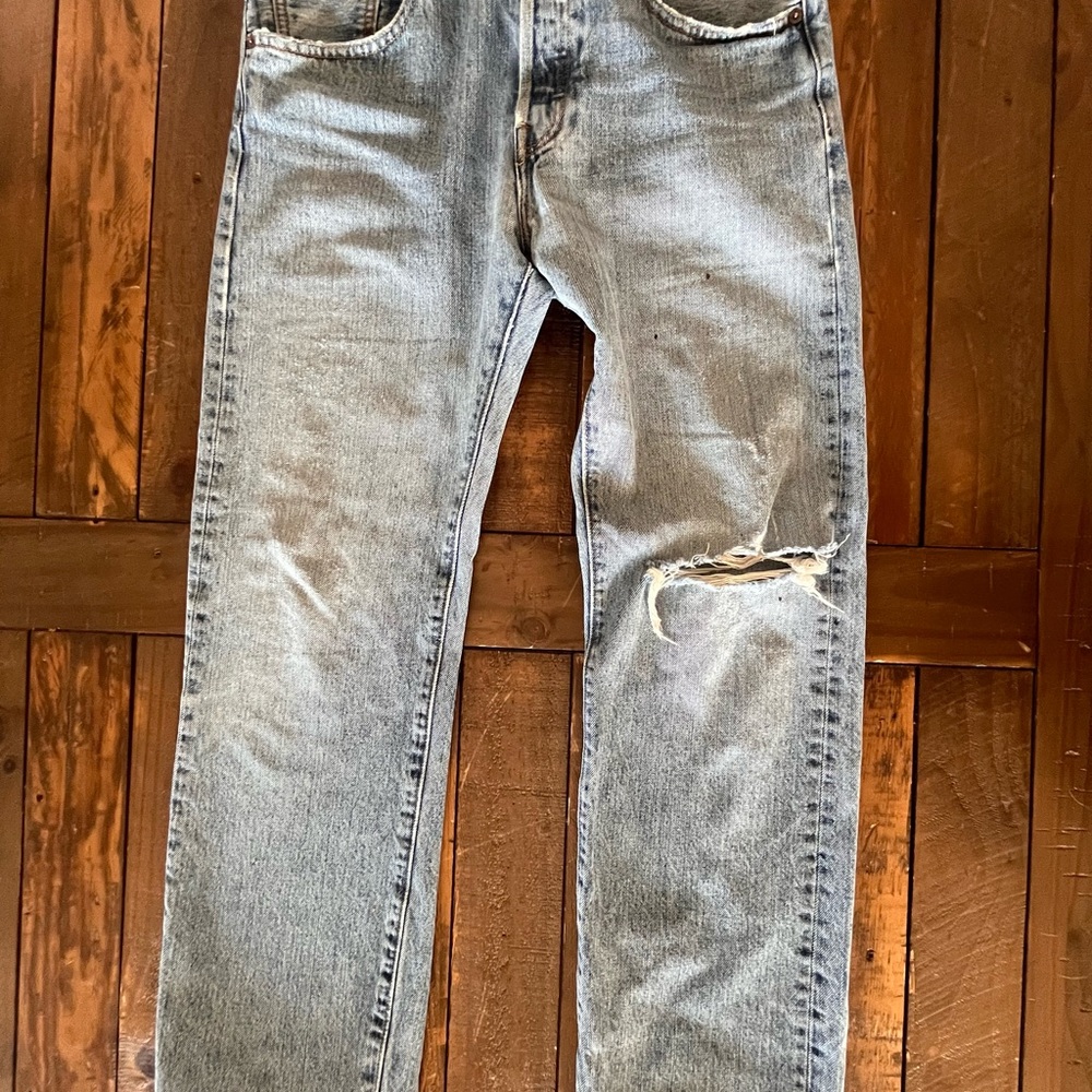 Levi’s 501 distressed jeans 32x32